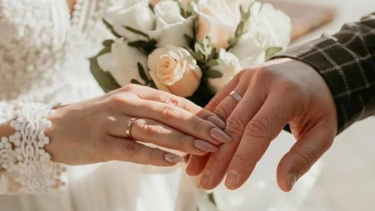 Formar una familia sin casarse con un niño se considerará matrimonio precoz