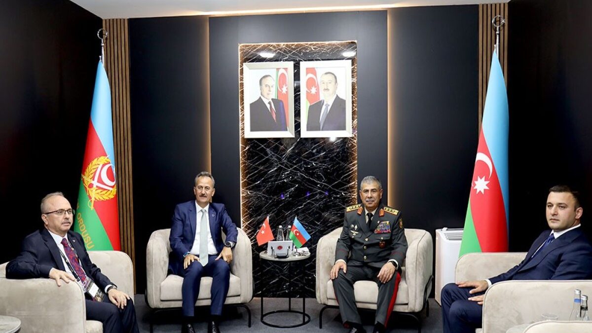 Firmados acuerdos de cooperación entre el Ministerio de Defensa de Azerbaiyán y empresas de la industria de defensa turca