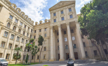 3 ciudadanos azerbaiyanos heridos en ataque con dron a un buque de carga