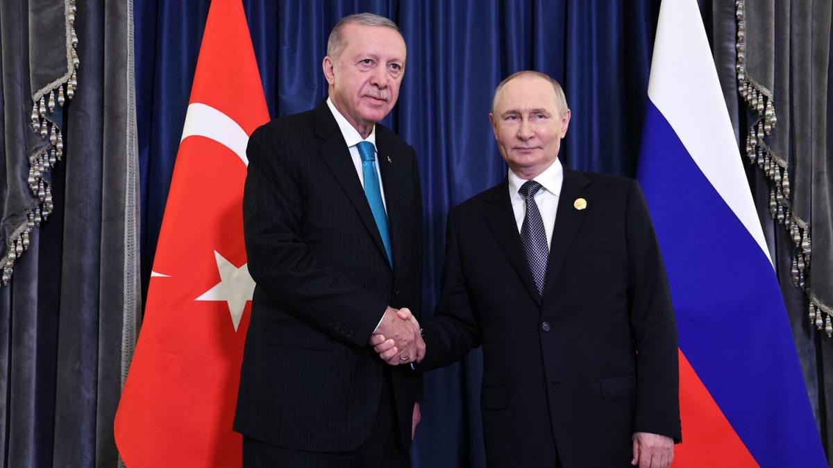 Erdogan y Putin discuten la seguridad en el Mar Negro y el conflicto de Ucrania