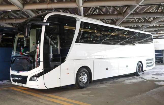 Se licitan varias rutas de autobús regulares más