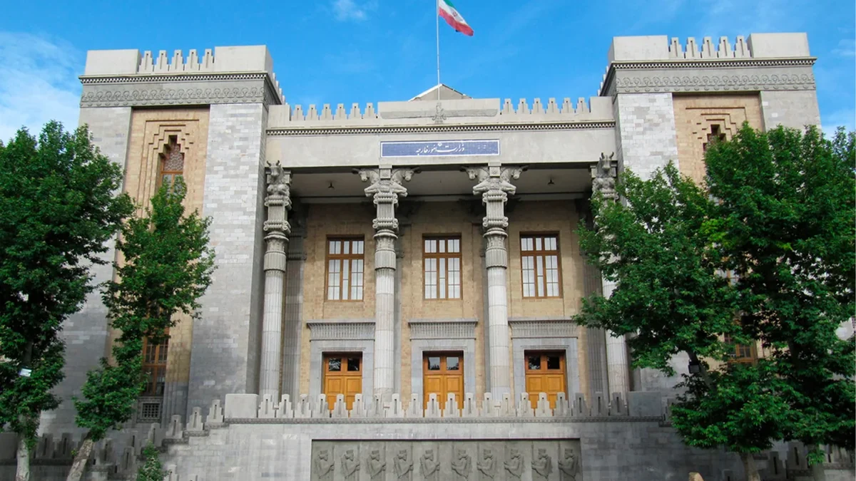 Embajador británico convocado al Ministerio de Exteriores de Irán