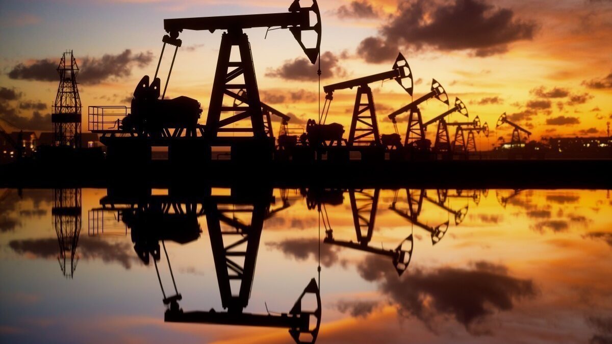 El precio del petróleo azerbaiyano se acerca a los 125 dólares
