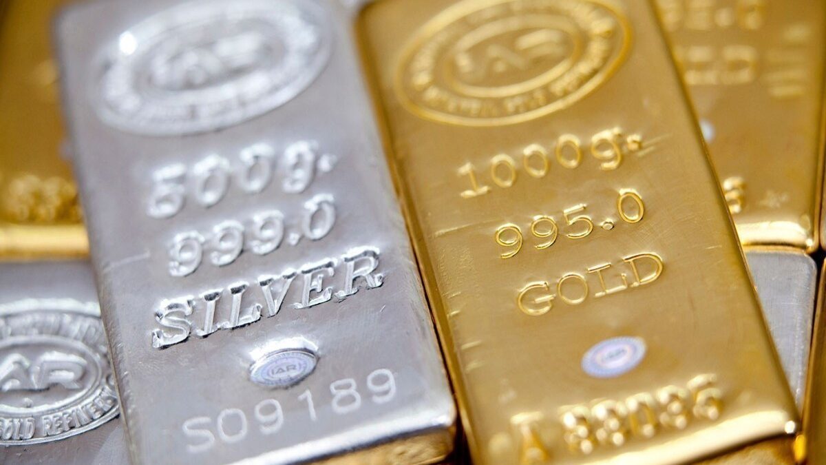 El precio del oro y la plata sube en los mercados de materias primas