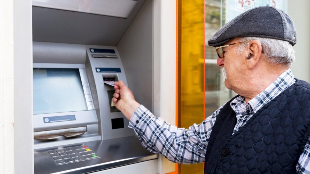Mañana se pagarán las pensiones en Bakú, Sumqayit y Absheron