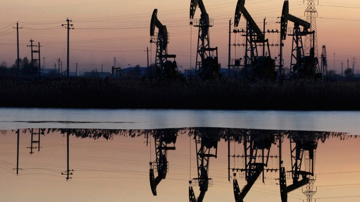 El petróleo se revaloriza de nuevo en los mercados mundiales