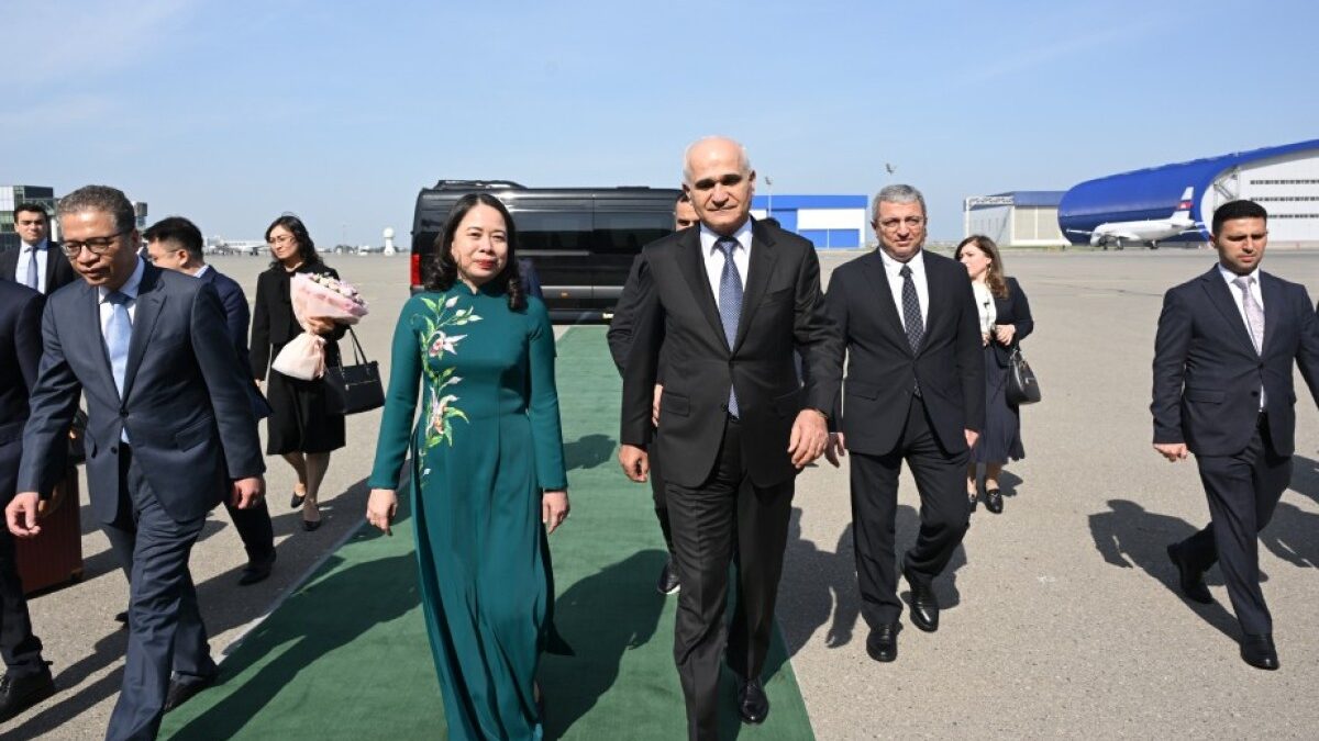 Vicepresidenta de Vietnam llega de visita a Azerbaiyán