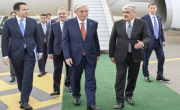 Comienza la visita del Presidente de Kazajistán a Azerbaiyán