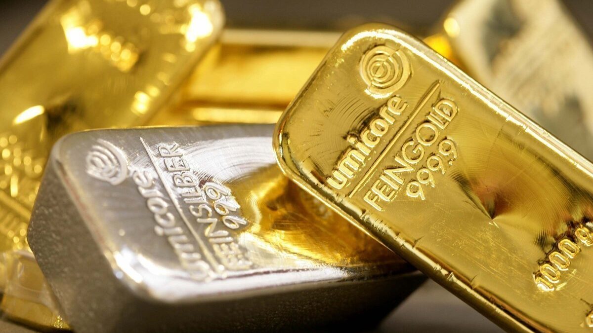 El precio del oro y la plata sube en los mercados de materias primas