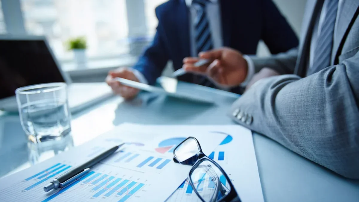 La dirección del banco adquirido por Azerbaiyán en Uzbekistán se ha reestructurado