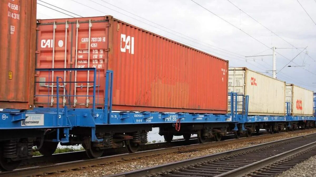 El número de trenes de bloque aceptados por ADY desde China aumentó un 40 %