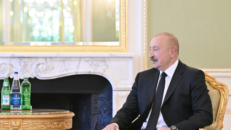 Ilham Aliyev: Los azerbaiyanos y los chechenos han vivido en amistad durante siglos