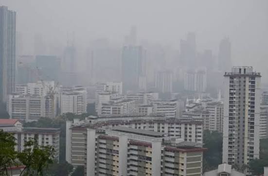 Nivel de contaminación del aire en Singapur alcanza un récord