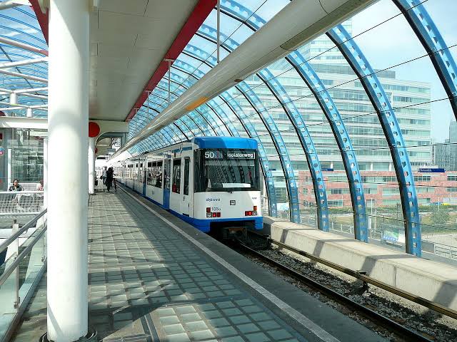 El metro de Ámsterdam detiene completamente su actividad