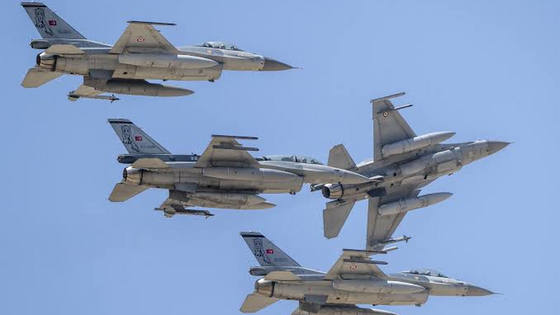 Cazas de la OTAN despegan por Lituania
