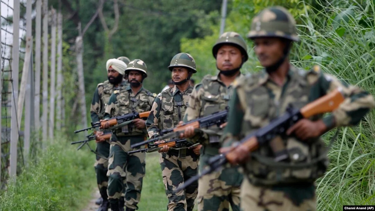«Dawn»: 2 pakistaníes mueren por disparos de la guardia fronteriza india