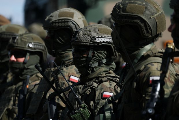 Polonia comienza a prepararse para la guerra