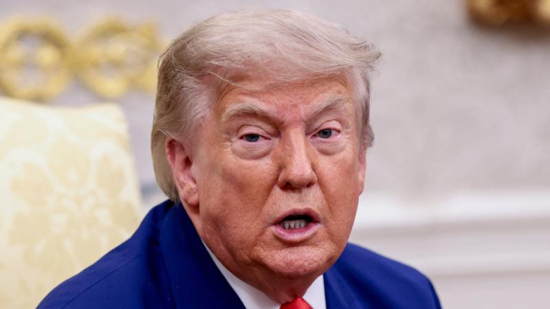 Trump: “Los hutíes están cometiendo graves errores”